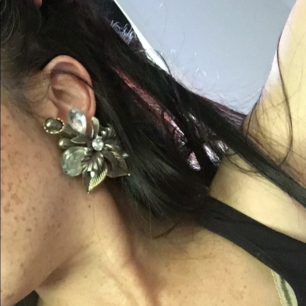 🥜TRADED🥜Vintage silver LARGE floral earrings - Picture 2 of 14